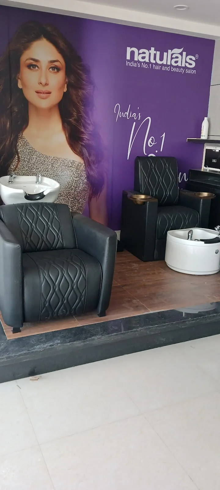 Naturals Salon & Spa