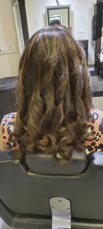 Lakme Salon in Hemu Kalani Marg,Chembur East,Mumbai