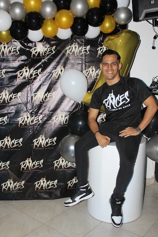 Raices escuela de baile