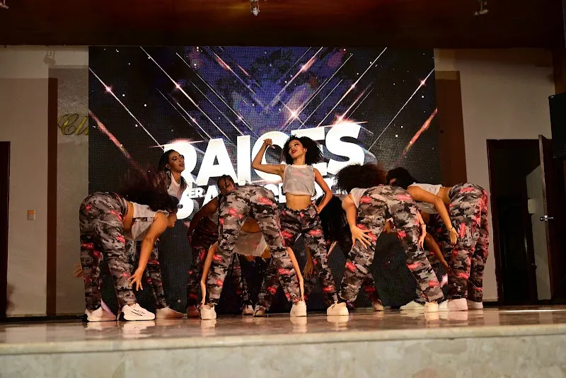 Raices escuela de baile