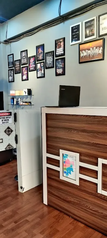 Shades of ink's Tattoo studio