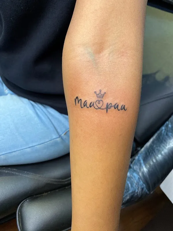 Shades of ink's Tattoo studio