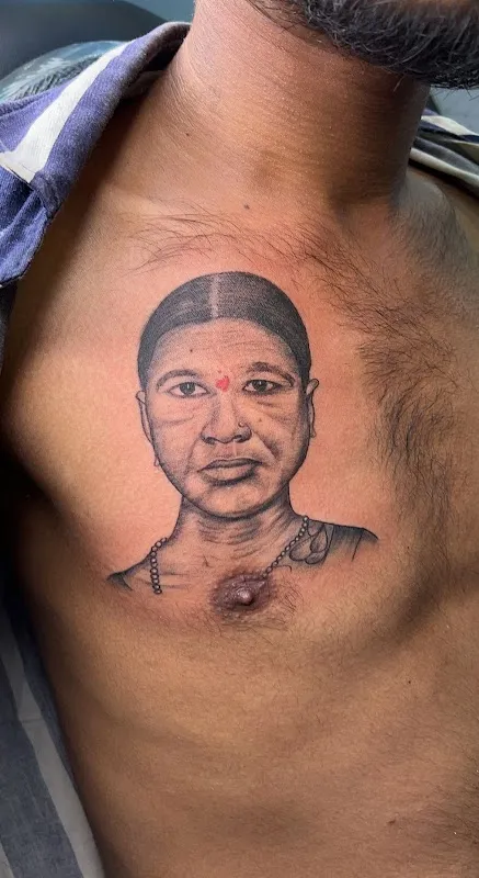 Shades of ink's Tattoo studio