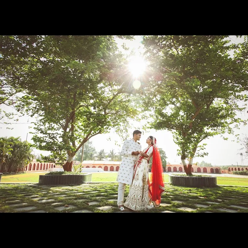 Alive Kraft Studio | Professional studio available for rent in Mumbai | Fashion photoshoot | photography studio