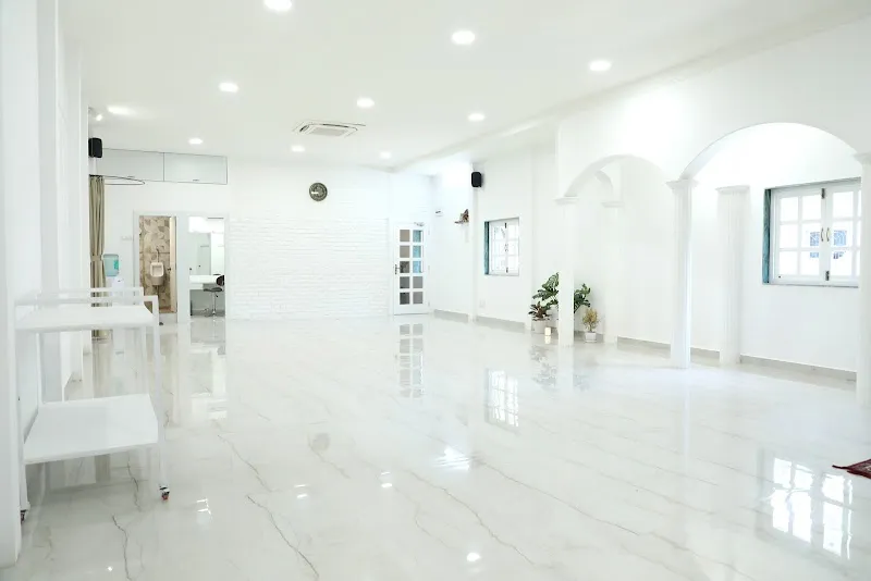 Alive Kraft Studio | Professional studio available for rent in Mumbai | Fashion photoshoot | photography studio