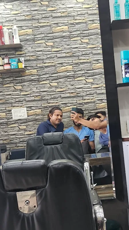 New Paris Salon