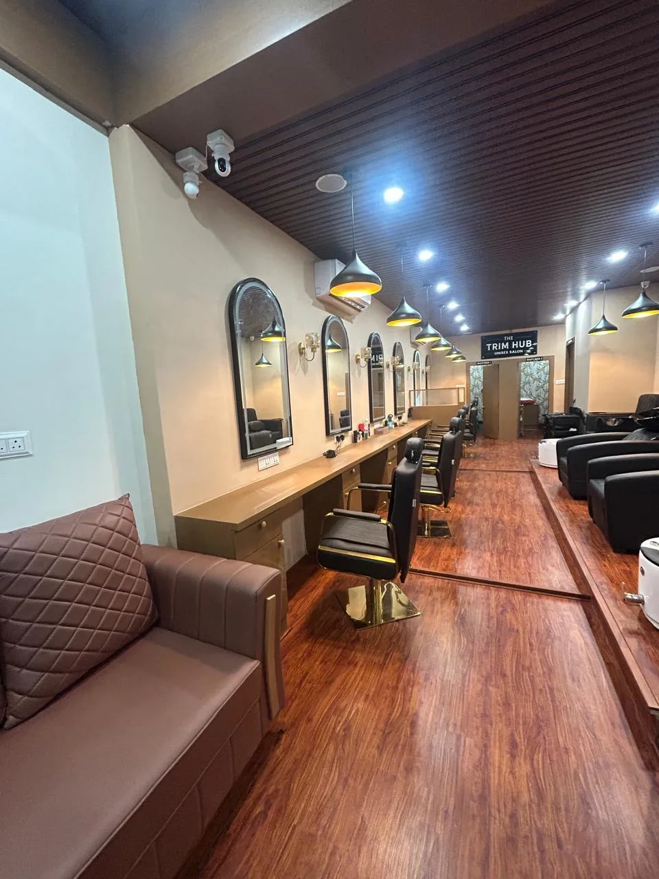 TRIMHUB UNISEX SALON | DILSUKHNAGAR