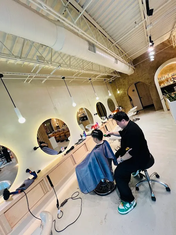 SALON Per Se - Heights