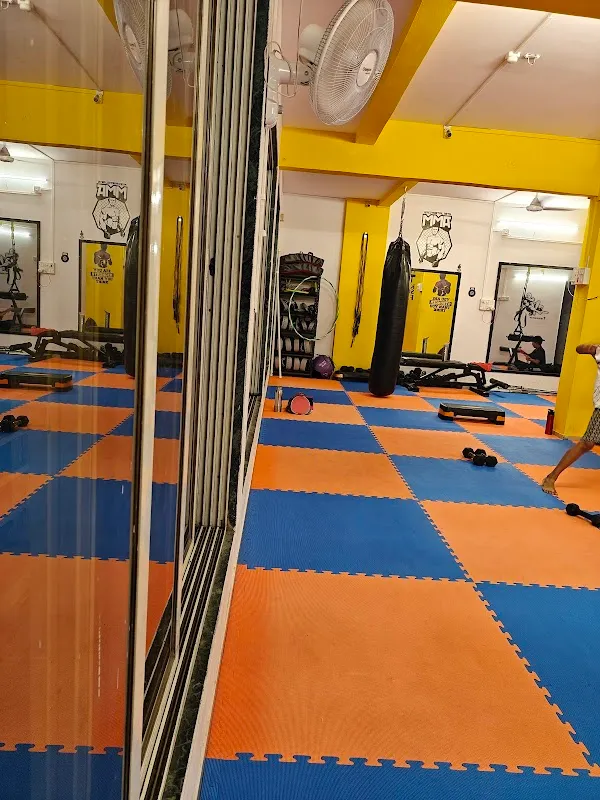 Cut And Curve Fitness Club
