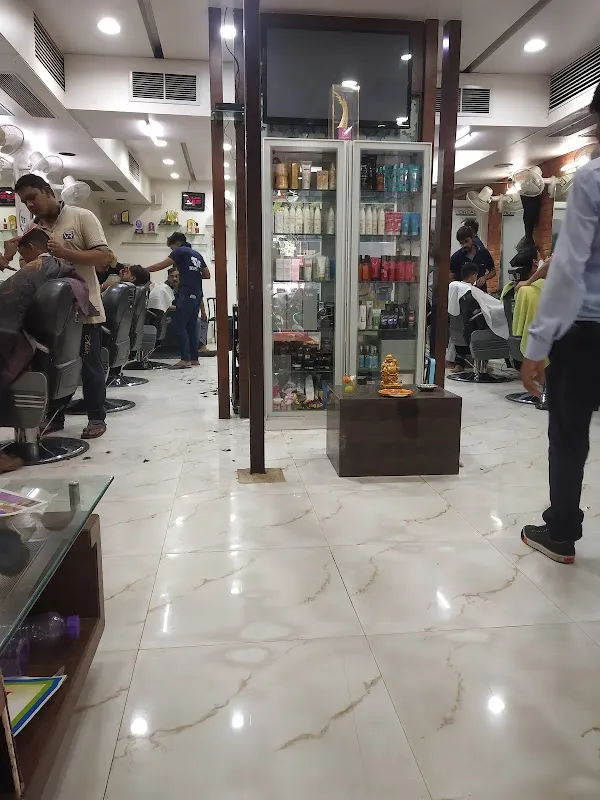 Priti and Jay : Hair & Beauty Salon : Navi Peth
