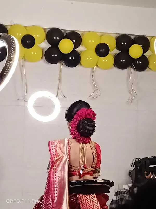 Priti and Jay : Hair & Beauty Salon : Navi Peth