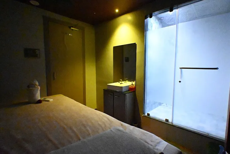 Gravity Spa - Spa In Kandivali, Mumbai