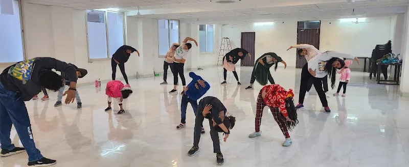 Happy Dance House (Dance & Fitness Hub)