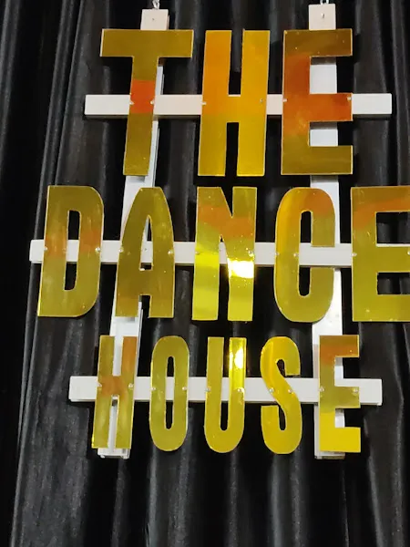 Happy Dance House (Dance & Fitness Hub)