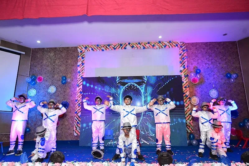 Happy Dance House (Dance & Fitness Hub)