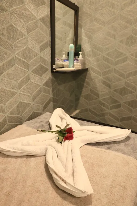 Imperia Spa In Malad West
