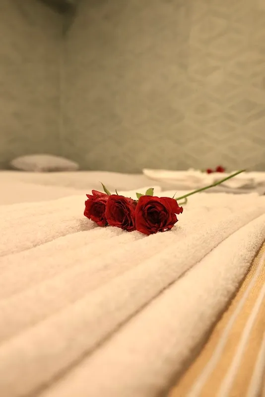 Imperia Spa In Malad West