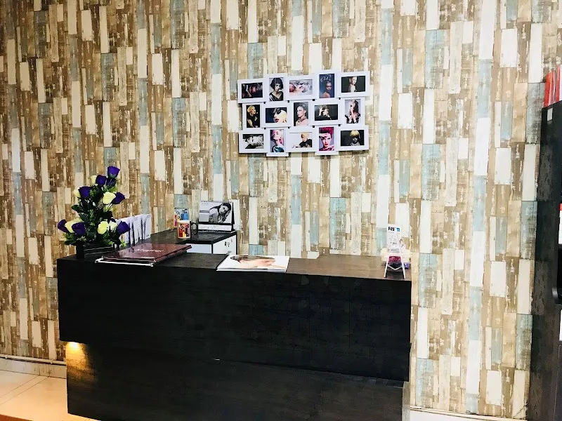 MEETU UNISEX SALON
