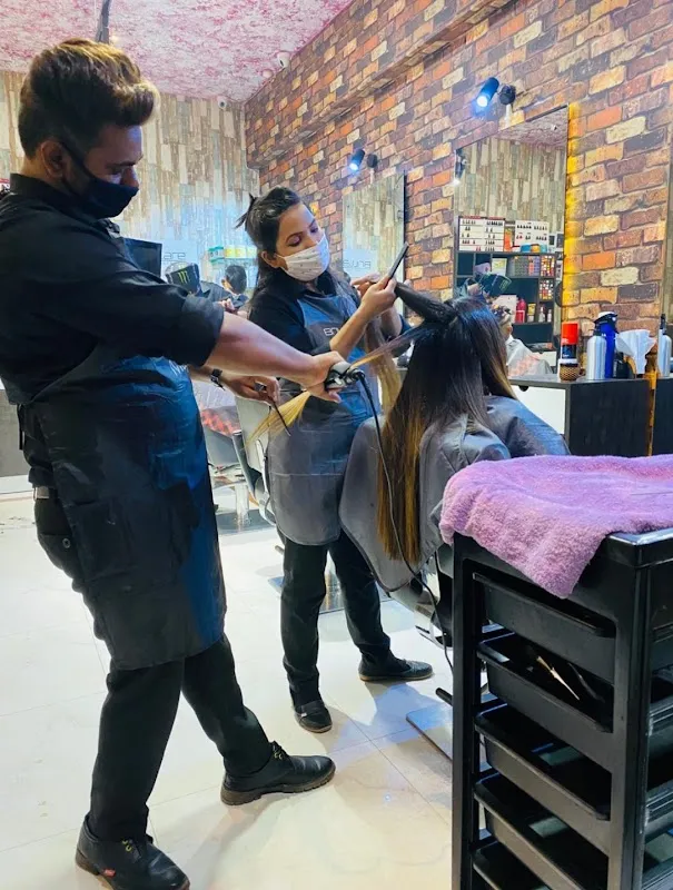 MEETU UNISEX SALON