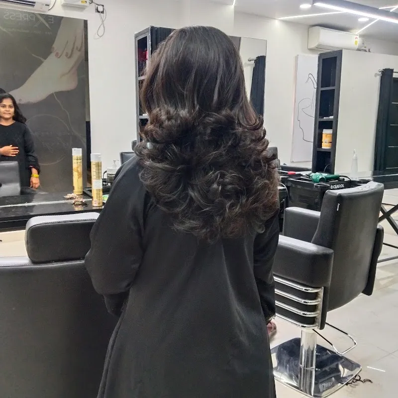 vuCut The Family Salon