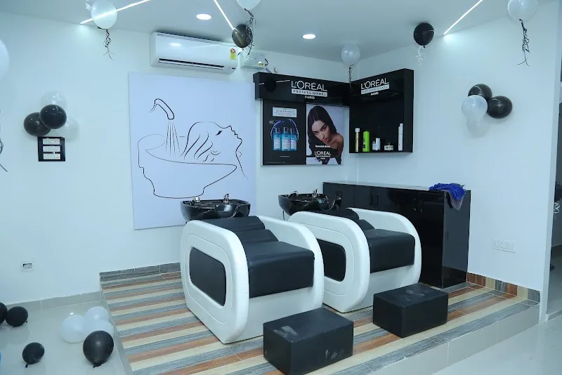 vuCut The Family Salon