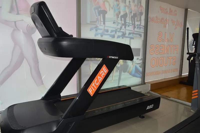 VJS FITNESS STUDIO
