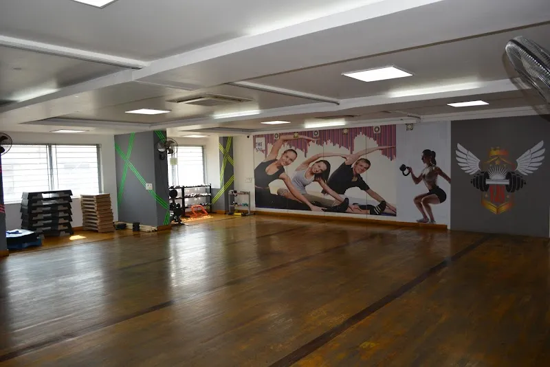 VJS FITNESS STUDIO