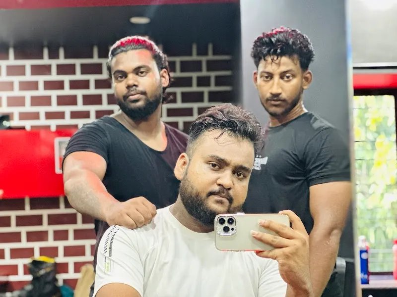 TRIHAN FITNESS