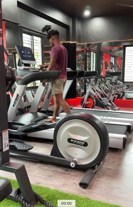 TRIHAN FITNESS