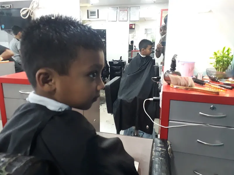 Prince Unisex Salon