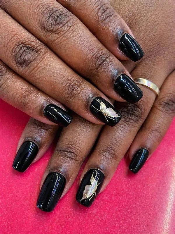 Guns & Crowns Family Salon in Ghansoli | Nail Salon | Spa