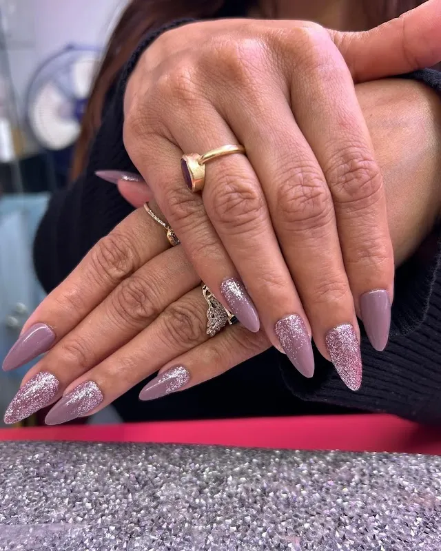 Guns & Crowns Family Salon in Ghansoli | Nail Salon | Spa