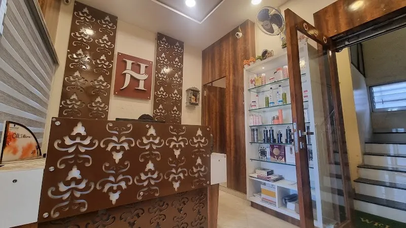 Jawed Habib Saloon