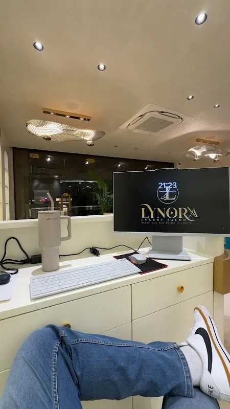 Lynora luxury salon