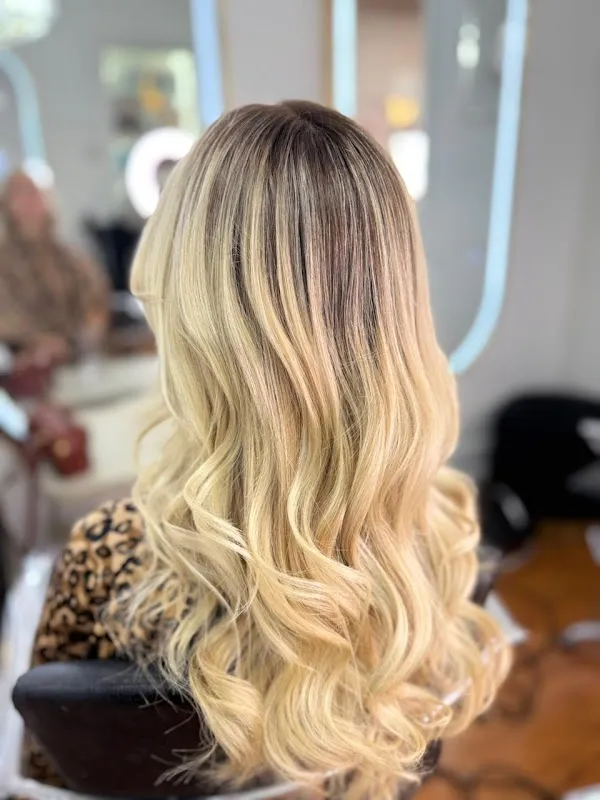 Beauty Salon VERANVIOR
