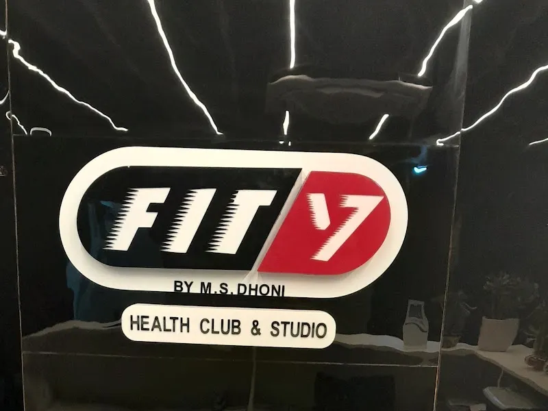Fit7 By M.S Dhoni | Best Gym In Agra | Best Fitness Center in Agra |