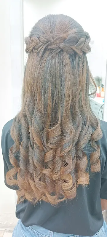 Sana beauty salon PMU