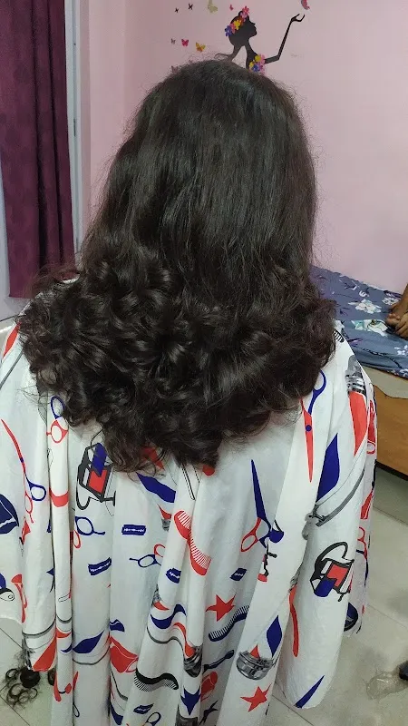 Bhagyashree Beauty Salons & Makeup Artist