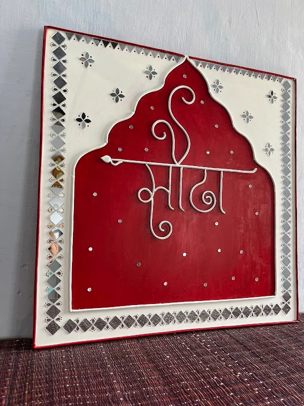 Lippan Art studio/Mud Mirror art/ work- Best Home decor and gifting items