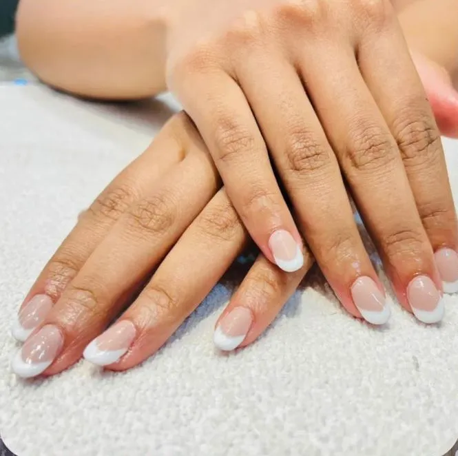 Addly's De Unisex Hair Salon - Best Salon in Noida