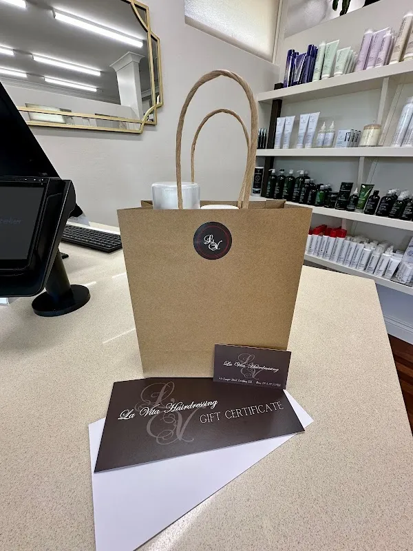 La Vita Hairdressing
