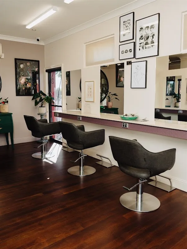 La Vita Hairdressing