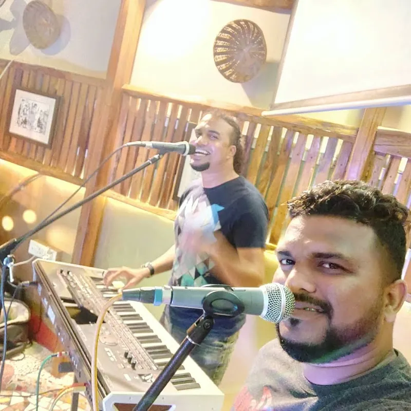 Omi Tunes
