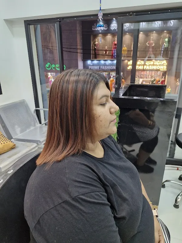 HAIR WORLD UNISEX SALON