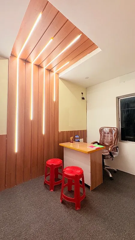 B Square Dance Studio
