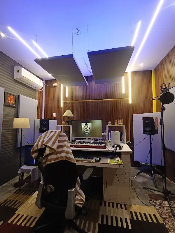 Melodic Escape Records (Music Studio)