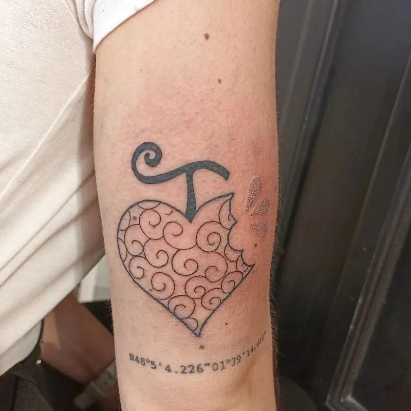 Tchiiiz Tattoo