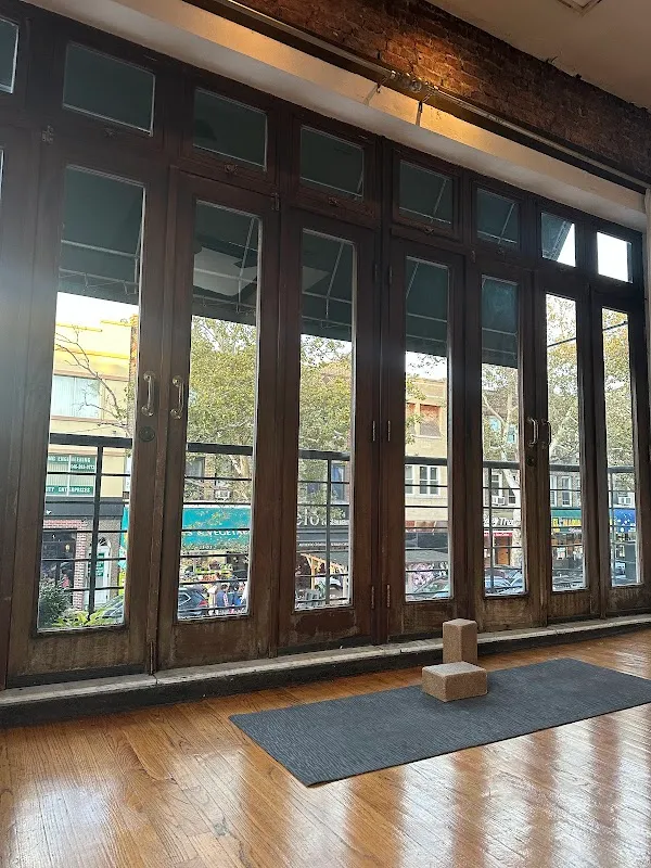 Yoga Agora