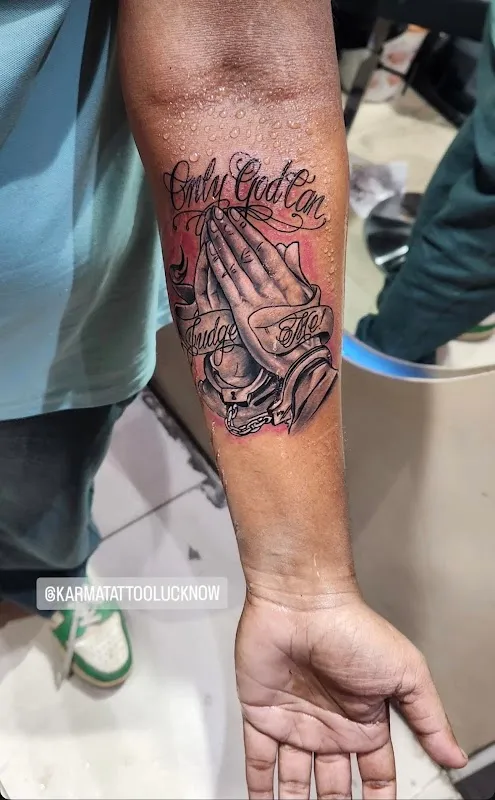 Karma Tattoo Studio