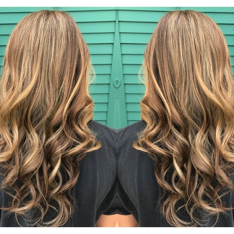 Red Salon & Spa: Cape Coral
